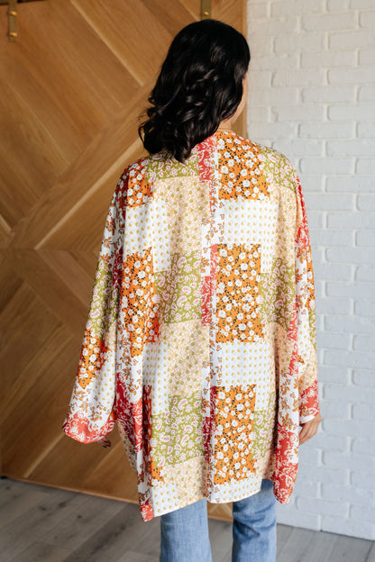 Patchwork of Feelings Mixed Floral Kimono